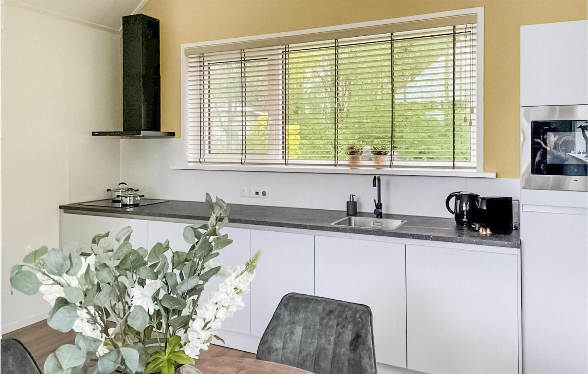 Cozy Home In Oosterwolde With Sauna Εξωτερικό φωτογραφία